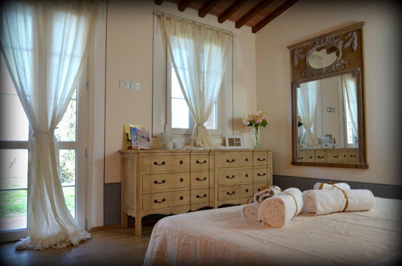 Hotel Elisabeth House à Lucignano Extérieur photo