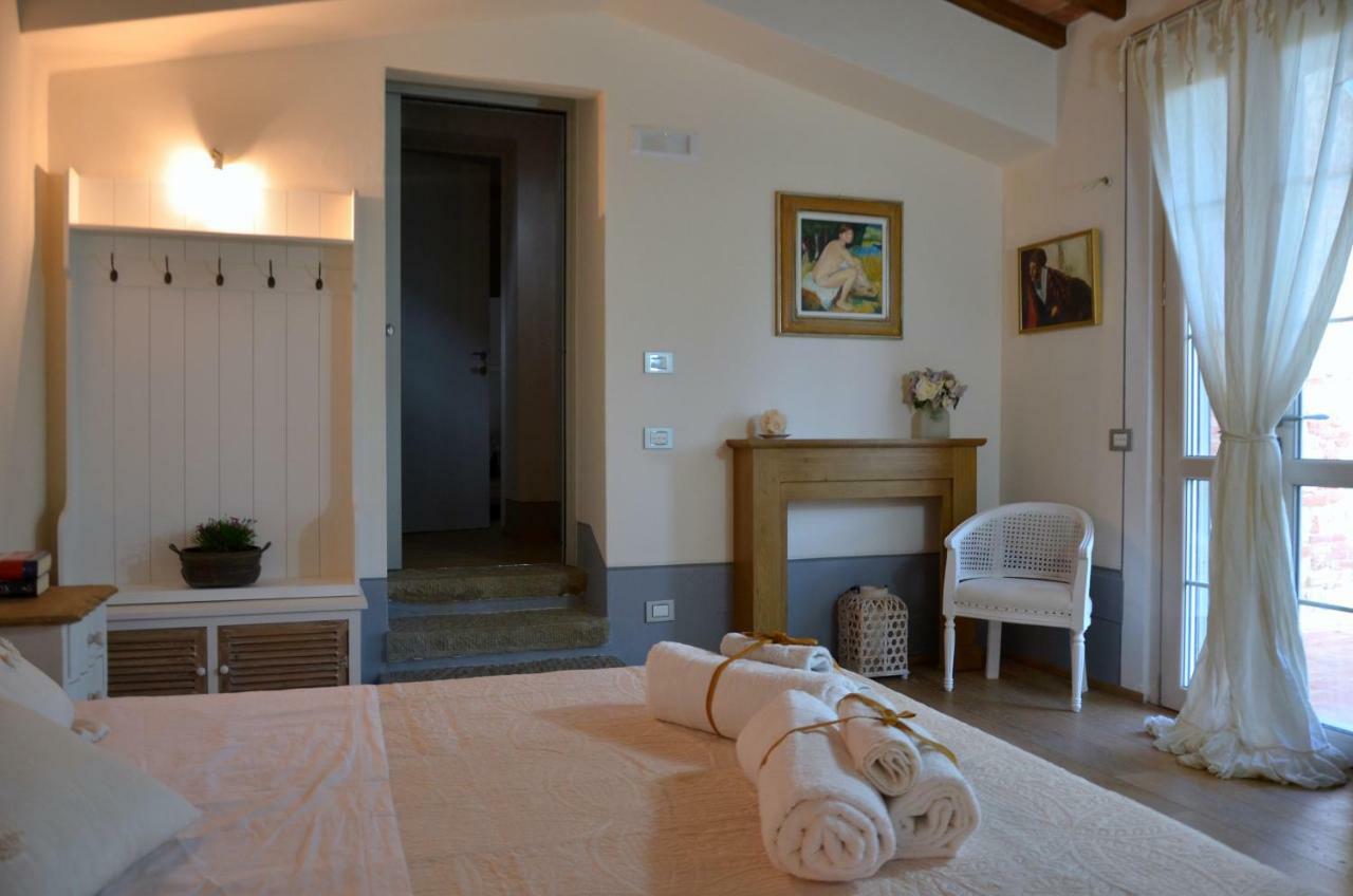 Hotel Elisabeth House à Lucignano Extérieur photo